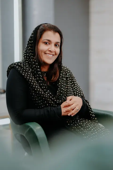 പോപ്പി — പോപ്പിസ് ബ്യൂട്ടി ലോഞ്ചിന്റെ സ്ഥാപക